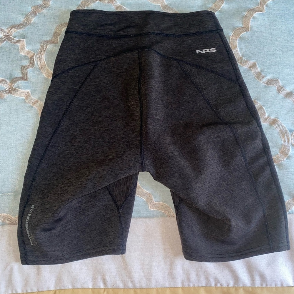 NRS Hydro Skin 0.5 Neoprene Compression Shorts, Mens Small, Dark Grey
